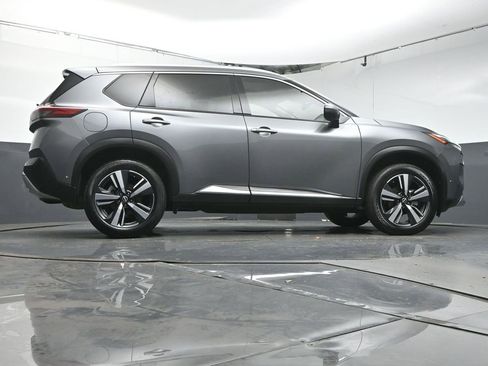 Used 2023 Nissan Rogue Platinum w/ Platinum Premium Package image 40