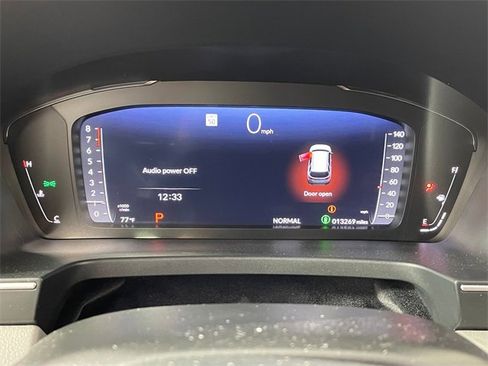 Used 2023 Honda Pilot Elite image 5