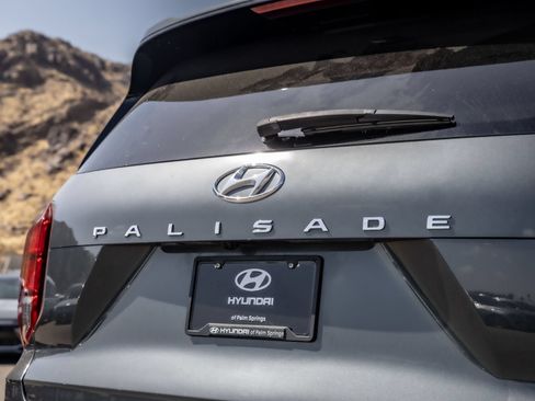 Used 2022 Hyundai Palisade SEL w/ Convenience Package FWD image 11