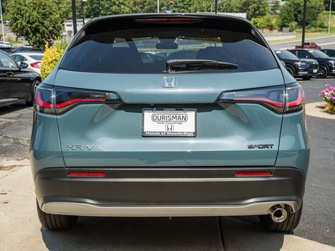 Certified 2025 Honda HR-V Sport image 5