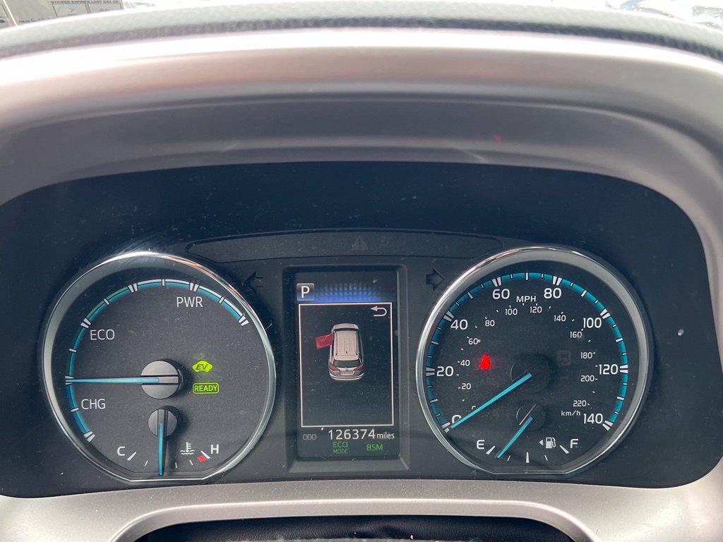 Used 2018 Toyota RAV4 Limited AWD/4WD image 12