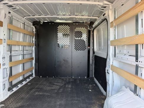 Used 2025 RAM ProMaster 2500 w/ U-Haul Equipment Group FWD image 12