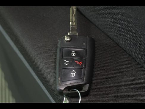 Used 2018 Volkswagen Tiguan S AWD/4WD image 10