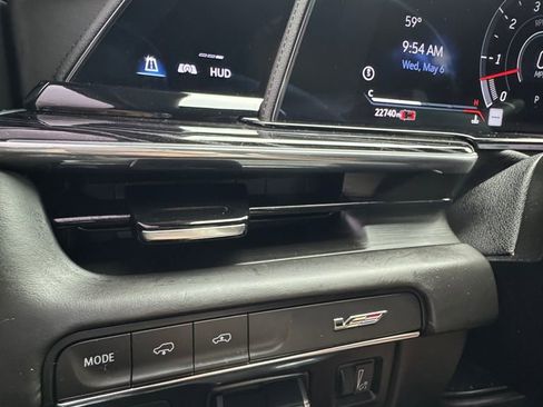 Used 2023 Cadillac Escalade V AWD/4WD image 19