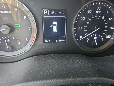Used 2016 Hyundai Tucson Sport FWD image 2