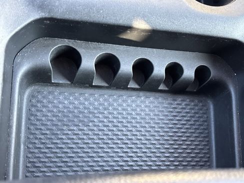 Used 2020 RAM 1500 Laramie image 41