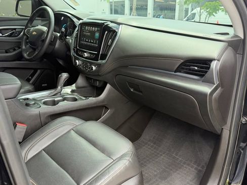 Used 2019 Chevrolet Traverse Premier w/ Redline Edition FWD image 7