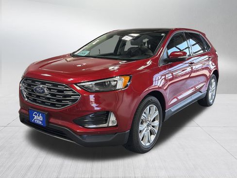 Used 2022 Ford Edge Titanium w/ Class II Trailer Tow Package AWD/4WD image 3