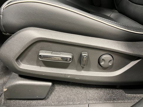 New 2025 Honda Pilot Elite image 16