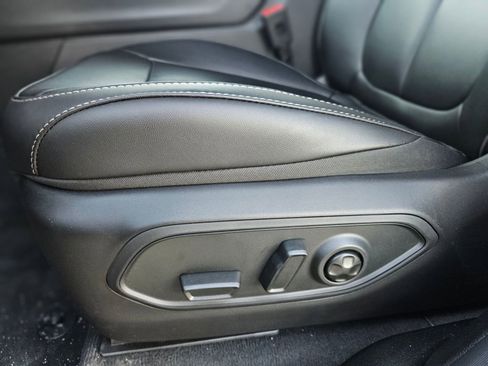 New 2026 Jeep Grand Cherokee L Limited image 19