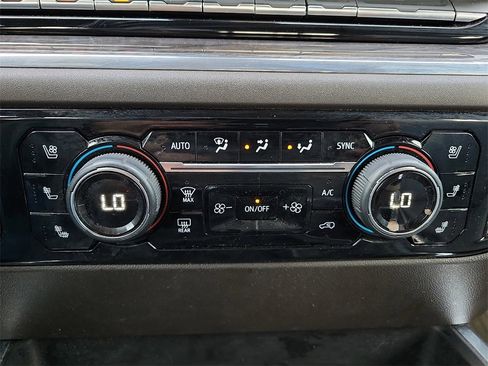 Used 2024 Chevrolet Silverado 1500 LTZ w/ Technology Package image 15