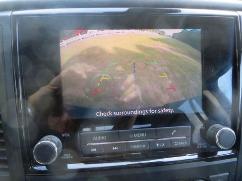Used 2023 Nissan Titan SV w/ SV Convenience Package AWD/4WD image 23