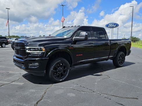 Used 2024 RAM 3500 Laramie w/ Night Edition AWD/4WD image 3