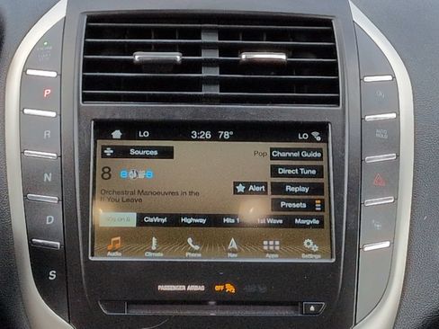 Certified 2019 Lincoln MKC Reserve w/ MKC Technology Package FWD image 18