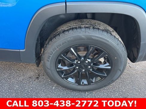 Used 2023 Jeep Cherokee Altitude Lux image 32