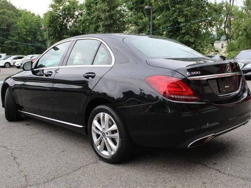 Used 2019 Mercedes-Benz C 300 4MATIC Sedan image 3