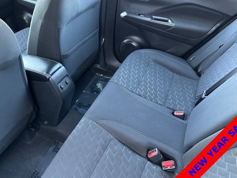 Used 2023 Nissan Kicks SV image 12