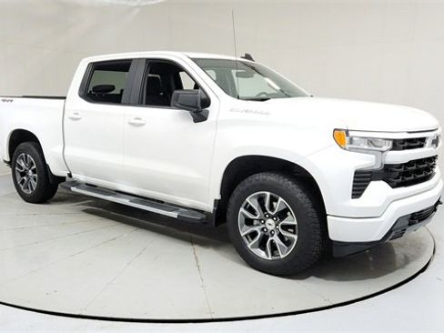 Used 2023 Chevrolet Silverado 1500 RST image 7