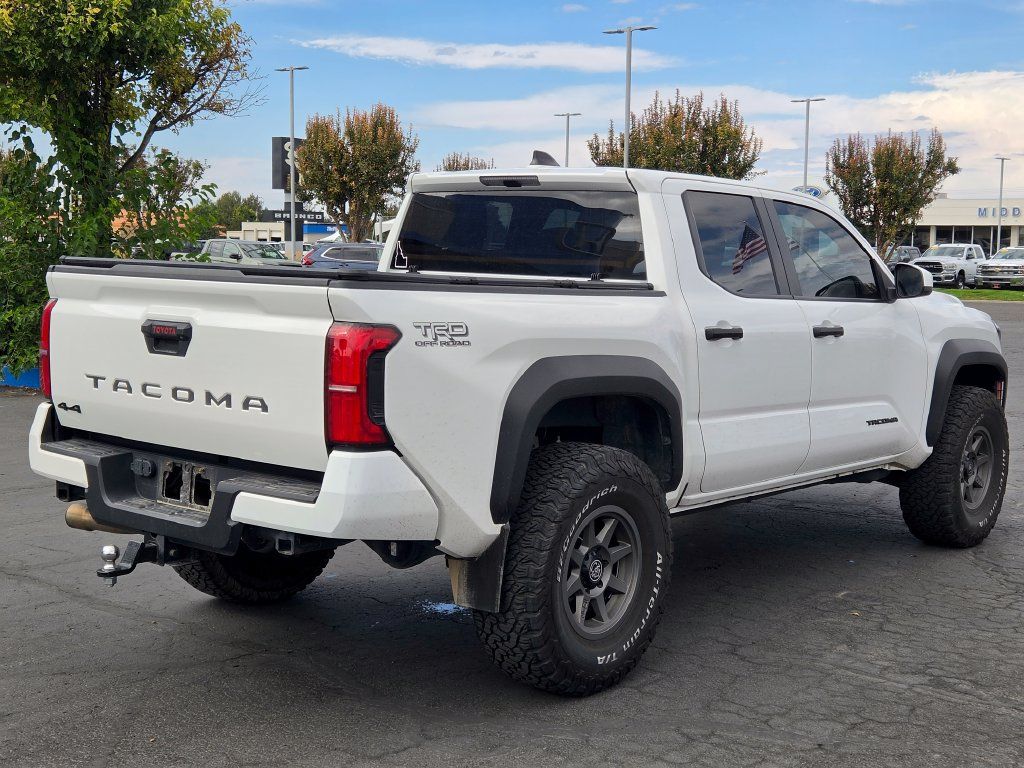 Used 2024 Toyota Tacoma TRD Off-Road AWD/4WD image 3