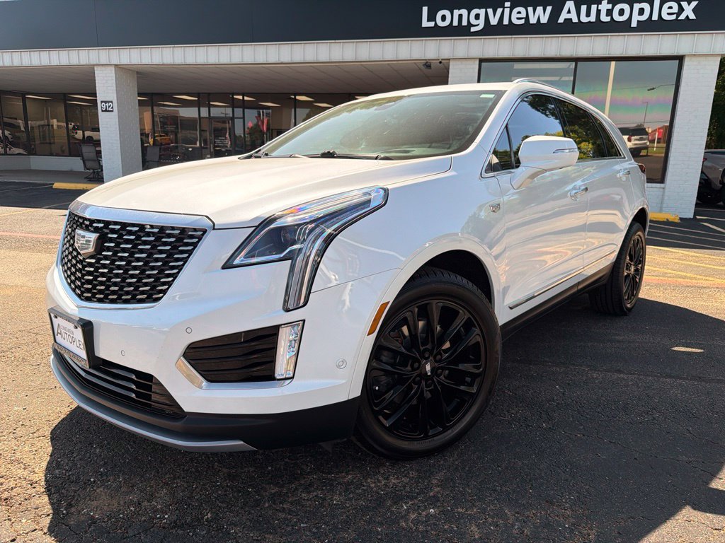 Used 2022 Cadillac XT5 Premium Luxury w/ Technology Package FWD image 1