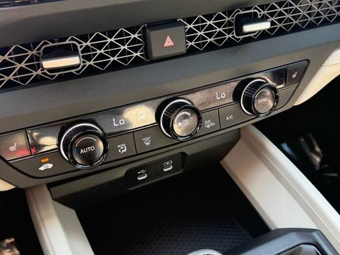 Certified 2025 Honda Accord SE image 28