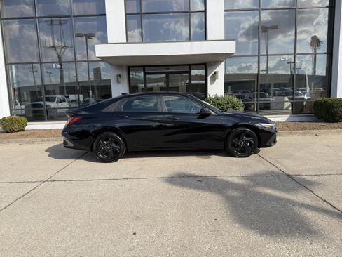New 2026 Hyundai Elantra Sport FWD image 3