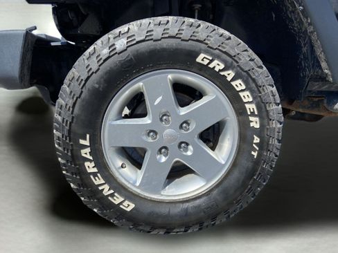 Used 2014 Jeep Wrangler Sport w/ Quick Order Package 23S AWD/4WD image 33