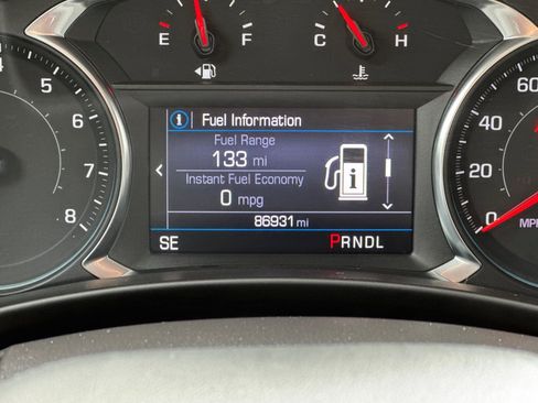 Used 2022 Chevrolet Equinox LT w/ LPO, Floor Liner Package FWD image 26