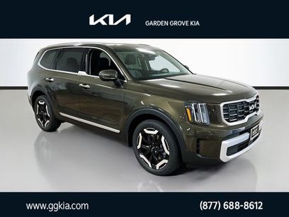 New 2025 Kia Telluride S