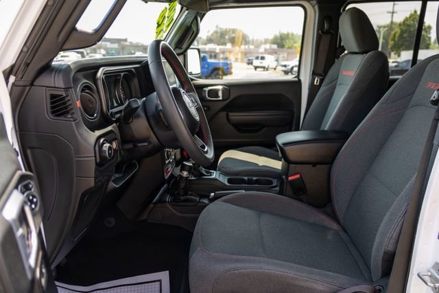 Used 2024 Jeep Wrangler Unlimited Rubicon AWD/4WD image 6