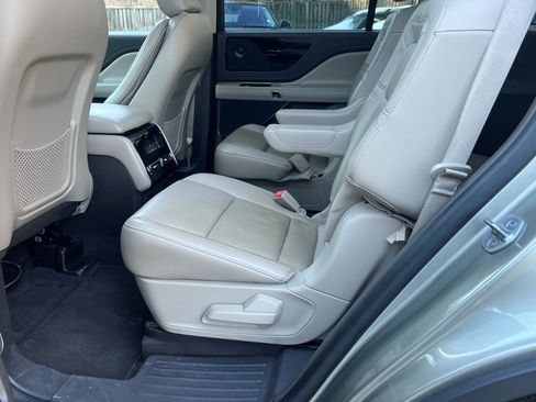 Certified 2023 Lincoln Aviator Reserve w/ Elements Package Plus image 16