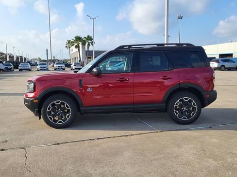 New 2025 Ford Bronco Sport Outer Banks image 2