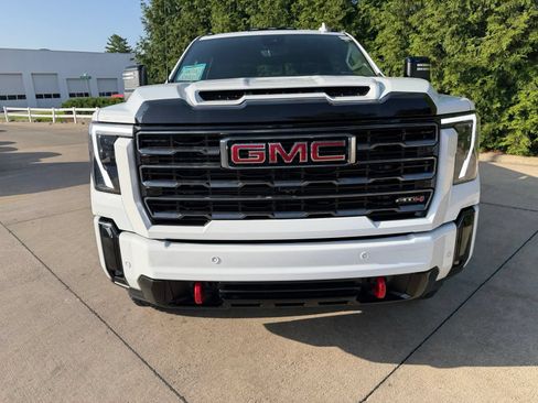 New 2026 GMC Sierra 2500 AT4 w/ AT4 Premium Plus Package AWD/4WD image 6