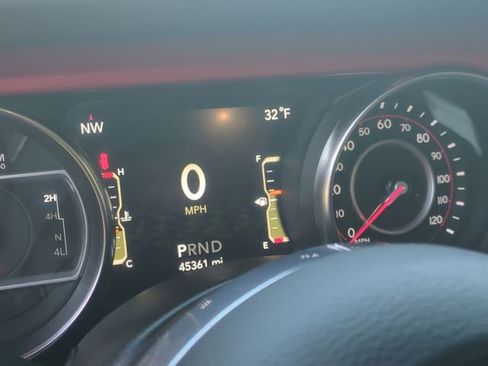 Used 2022 Jeep Wrangler Unlimited Rubicon w/ Cold Weather Group image 33