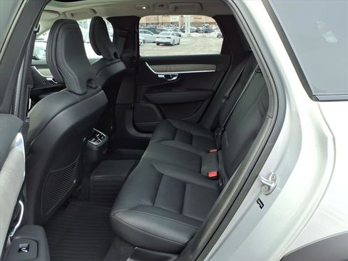 Certified 2023 Volvo V90 B6 Cross Country Plus w/ Climate Package image 11