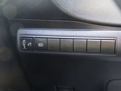 Used 2025 Toyota Corolla LE FWD image 34