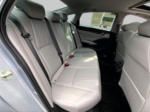 Used 2020 Honda Accord EX-L image 18