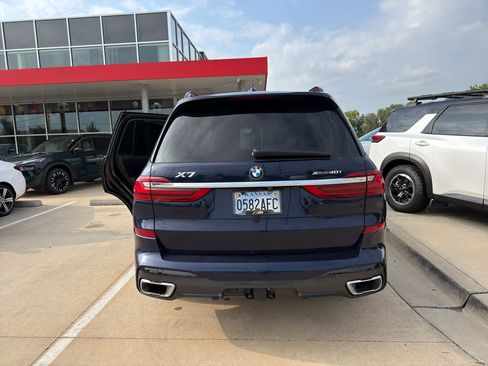 Used 2020 BMW X7 xDrive40i w/ M Sport Package AWD/4WD image 7