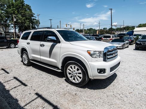 Used 2014 Toyota Sequoia Platinum AWD/4WD image 14