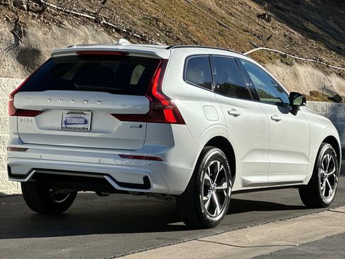 New 2026 Volvo XC60 B5 Core image 5