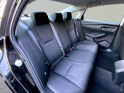 Used 2023 Honda Accord LX image 18