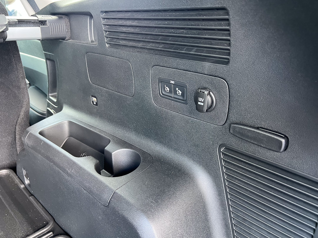 Used 2022 Kia Sorento S FWD image 5