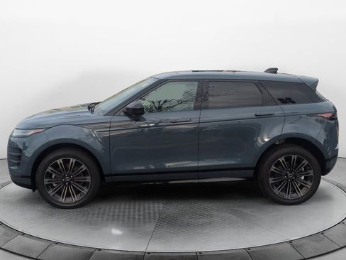 Used 2026 Land Rover Range Rover Evoque Dynamic SE image 4