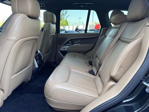 Certified 2024 Land Rover Range Rover SE AWD/4WD image 13