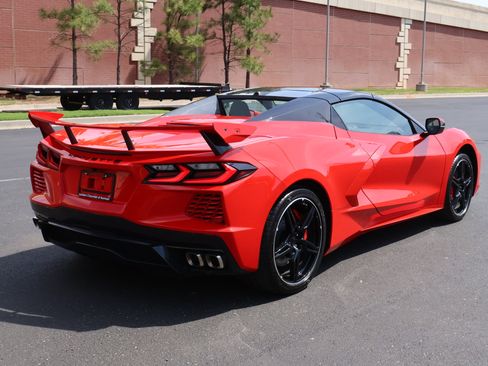 Used 2023 Chevrolet Corvette Stingray Premium Conv w/ Z51 Performance Package RWD image 40