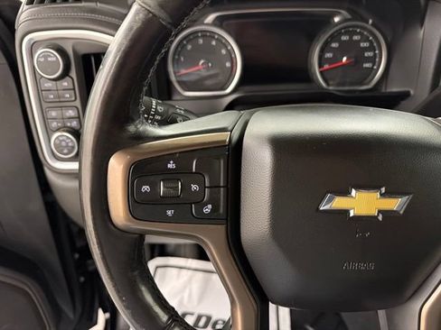Used 2022 Chevrolet Silverado 1500 High Country AWD/4WD image 14