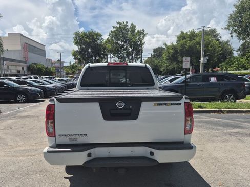 Used 2015 Nissan Frontier Desert Runner RWD image 7