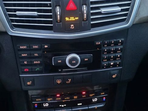 Used 2010 Mercedes-Benz E 350 Sedan w/ Premium 1 Pkg image 19