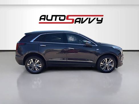 Used 2024 Cadillac XT5 Premium Luxury w/ Technology Package FWD image 8