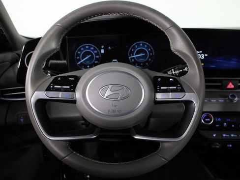 Certified 2024 Hyundai Elantra SEL w/ Convenience Package FWD image 10